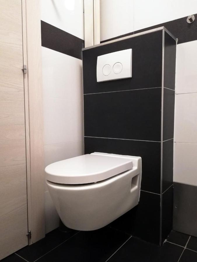 Cozy Donkey - Sporty Lake Apartment, Flexible Check-In, Netflix Zagreb Exterior photo