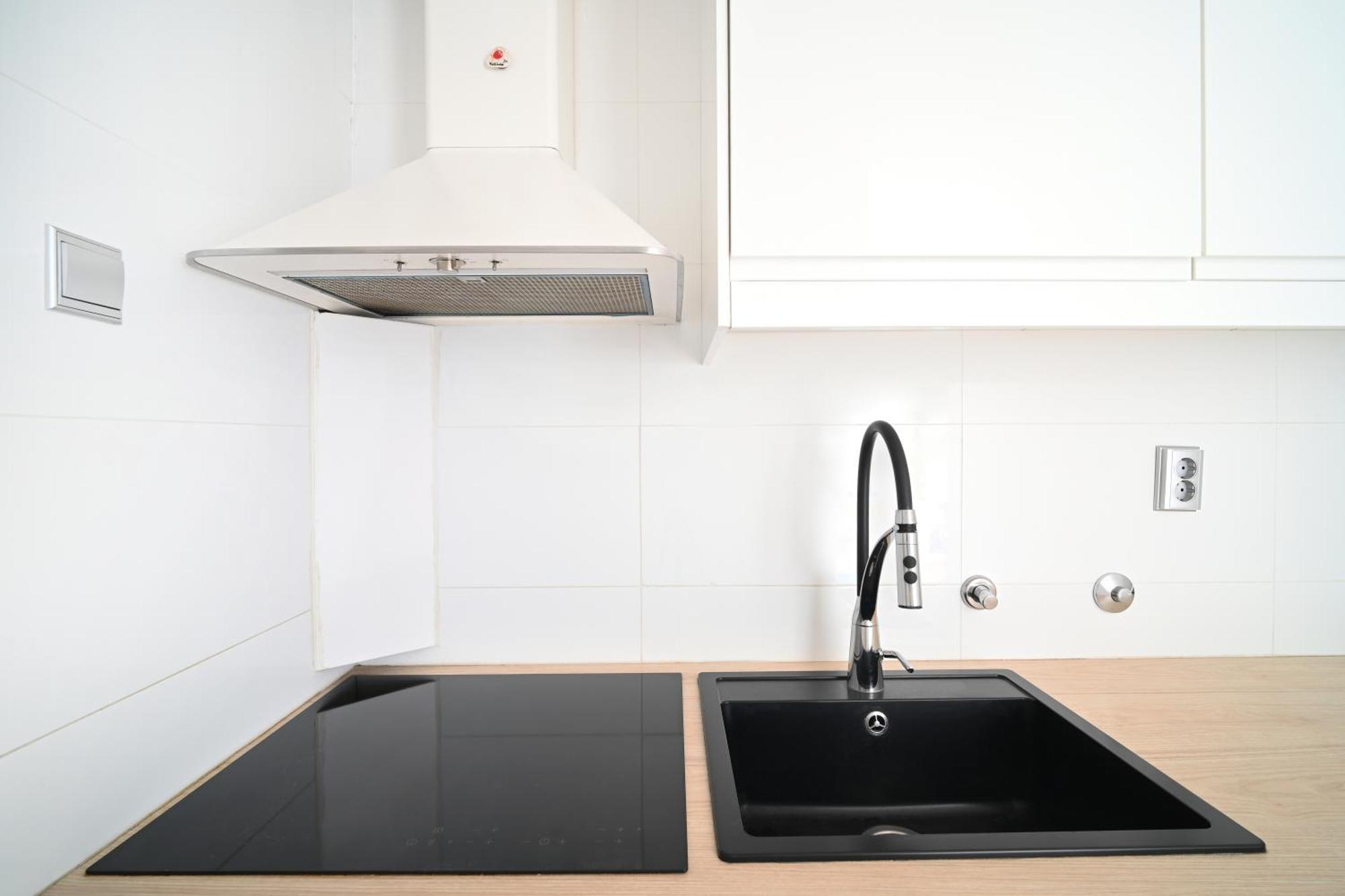 Cozy Donkey - Sporty Lake Apartment, Flexible Check-In, Netflix Zagreb Exterior photo